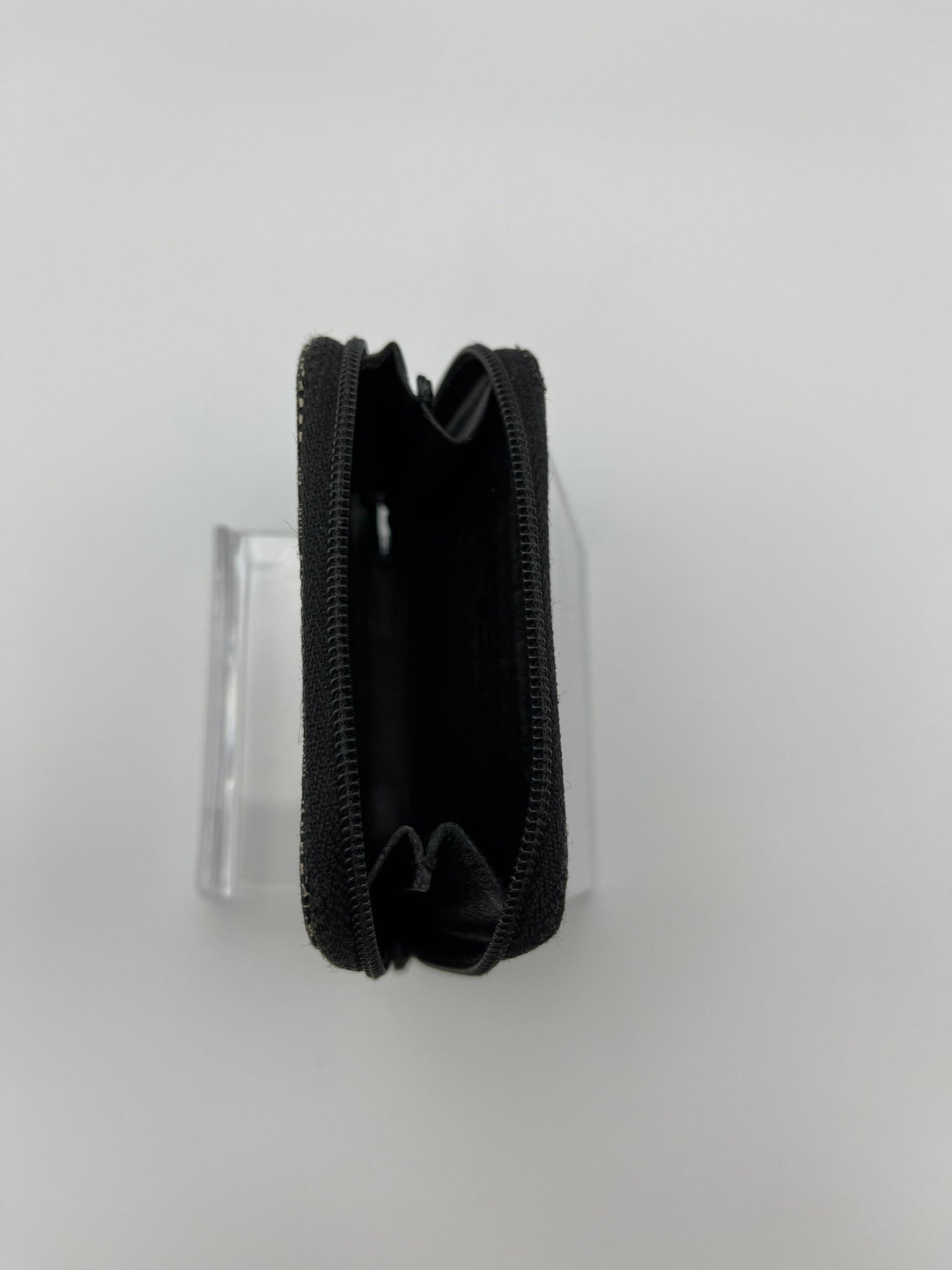 022366-4