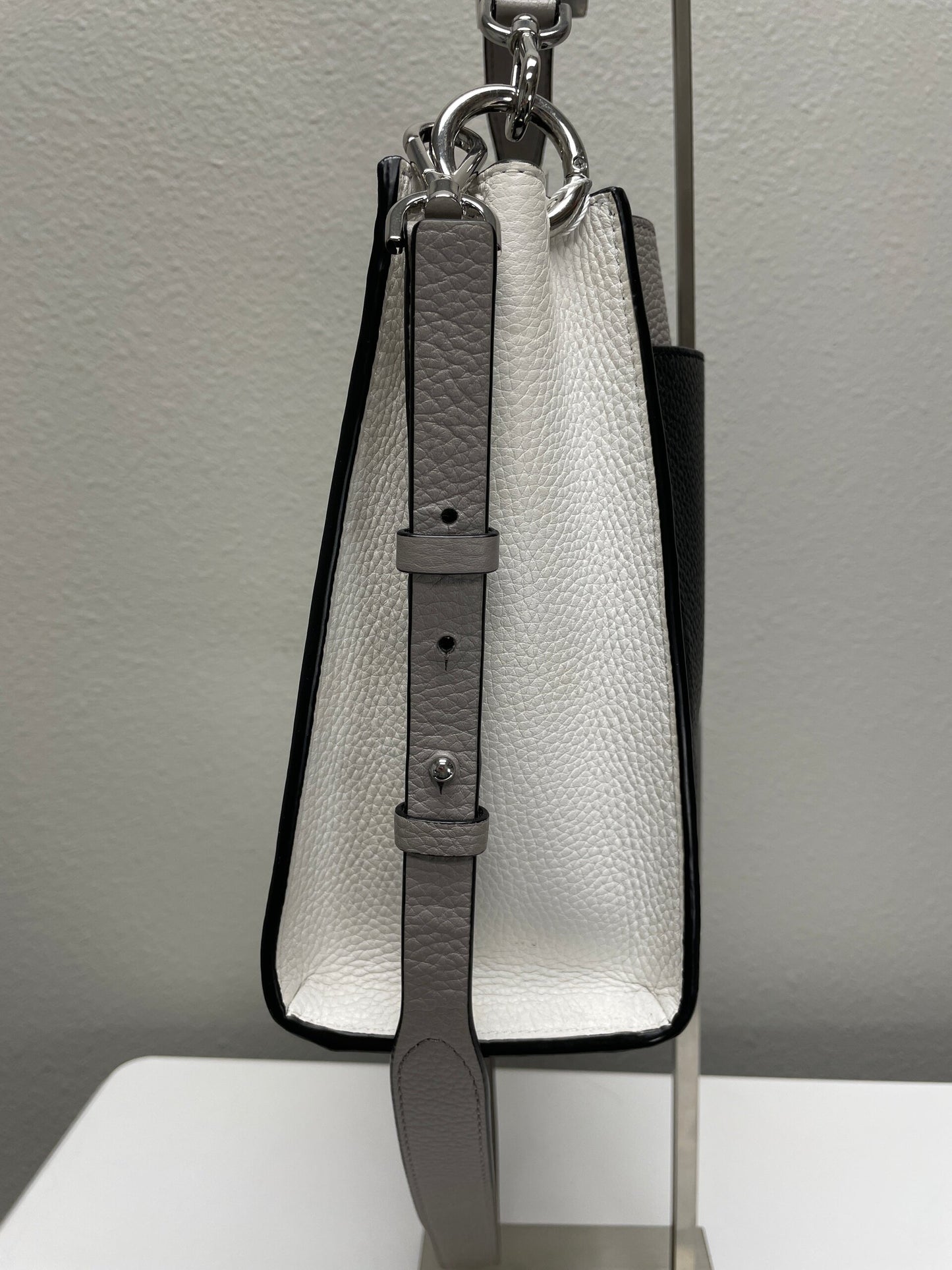 012418-3