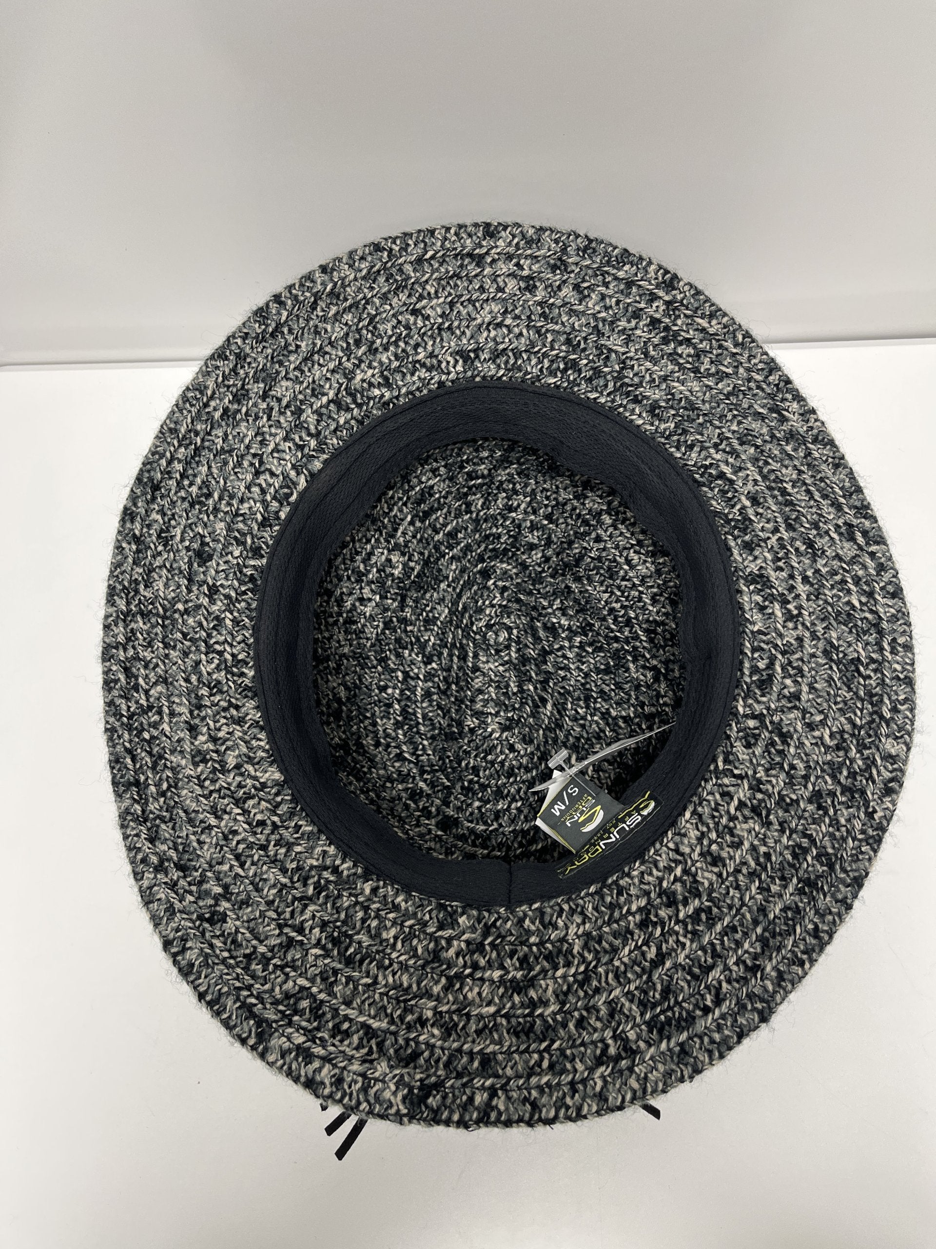 030100-3