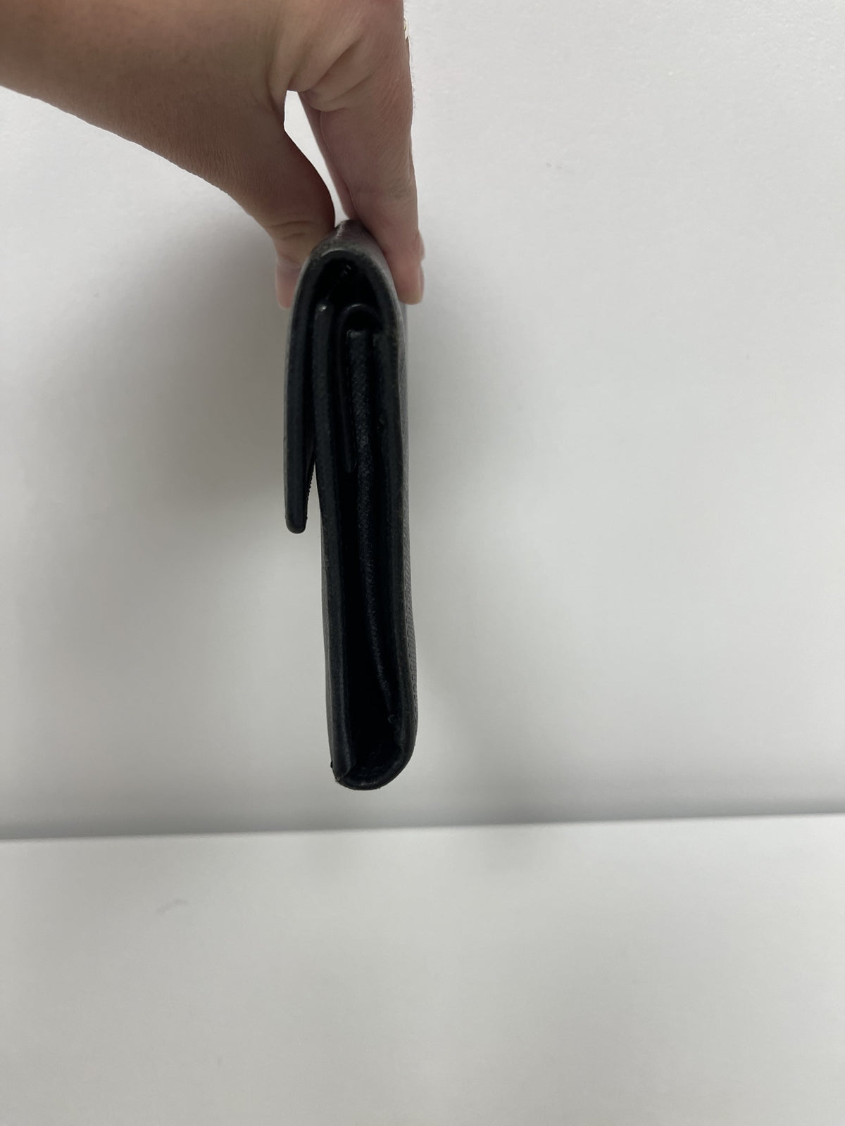 041807-3