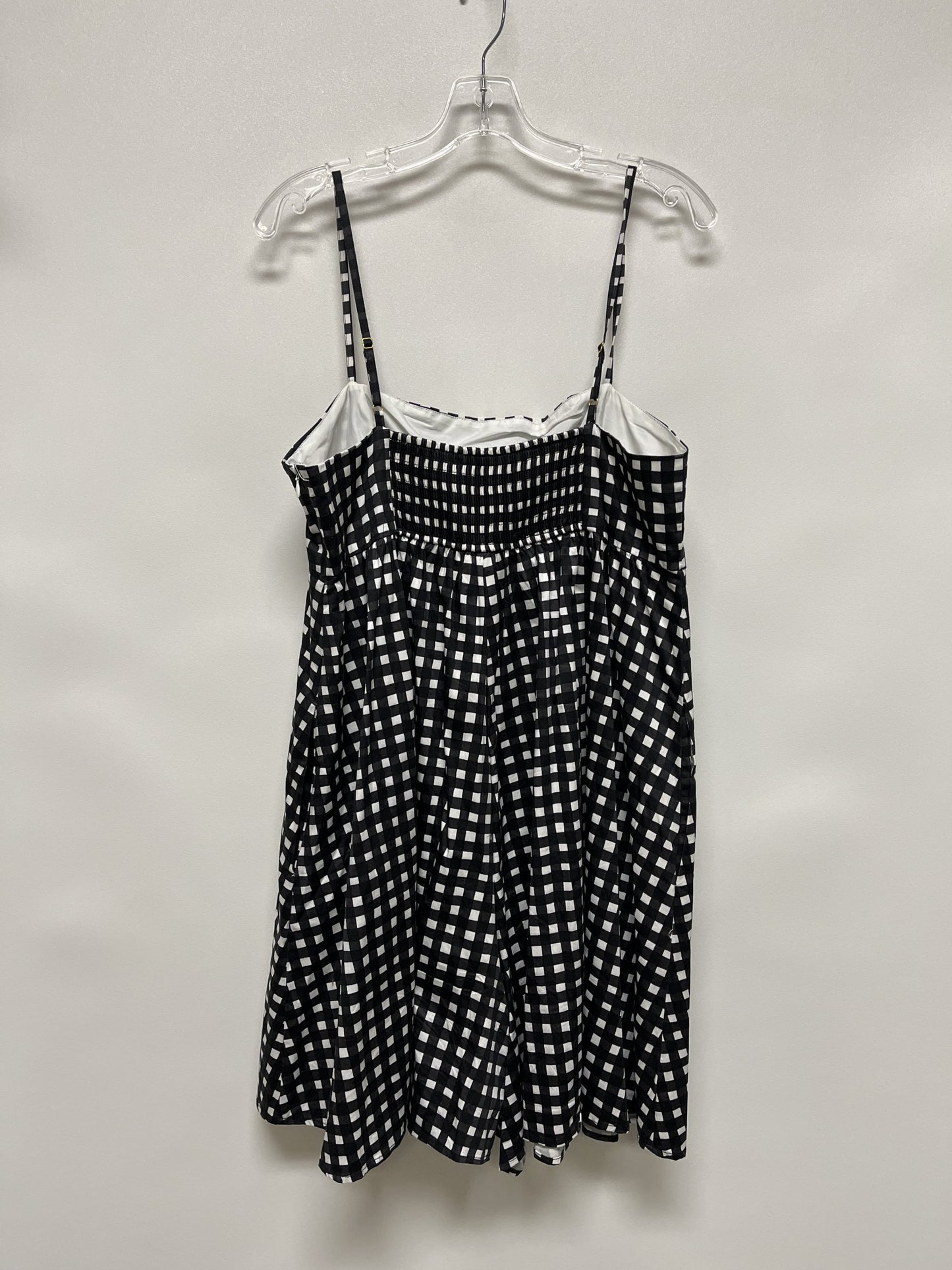 042307-2