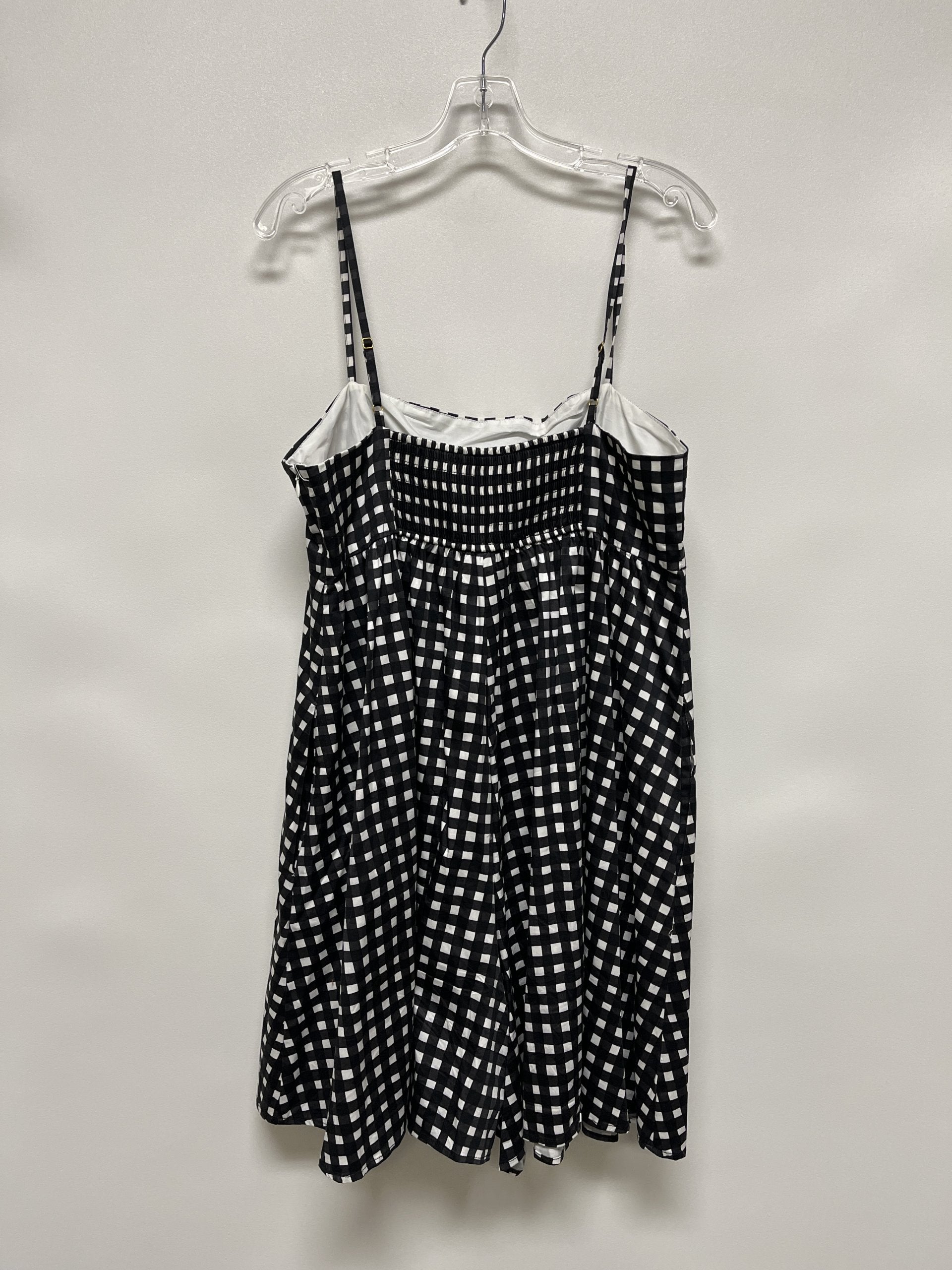 042307-2
