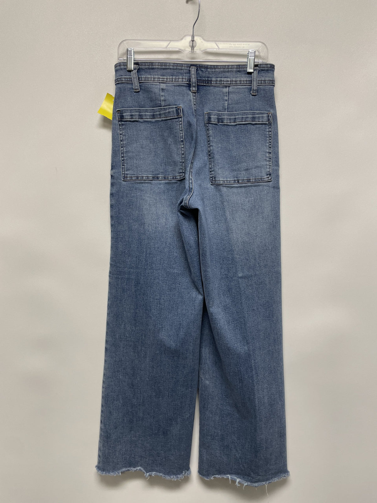045749-2