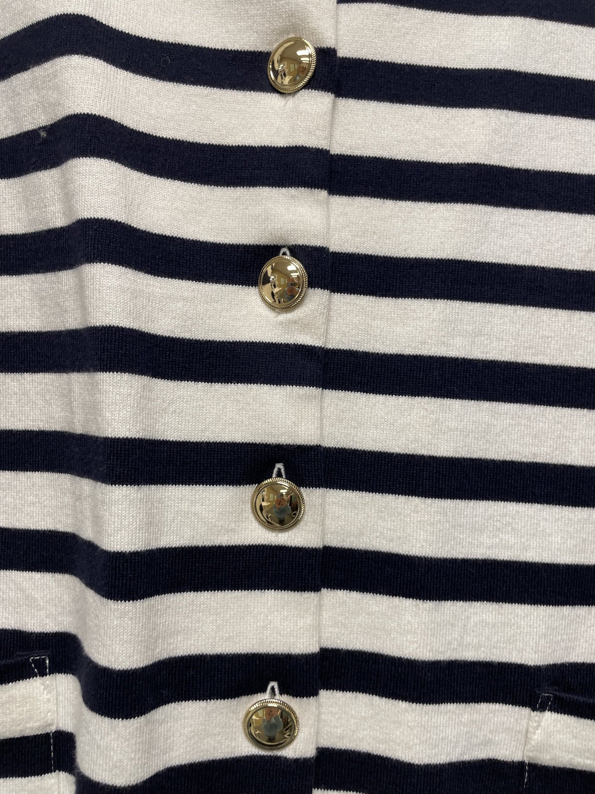 047260-3