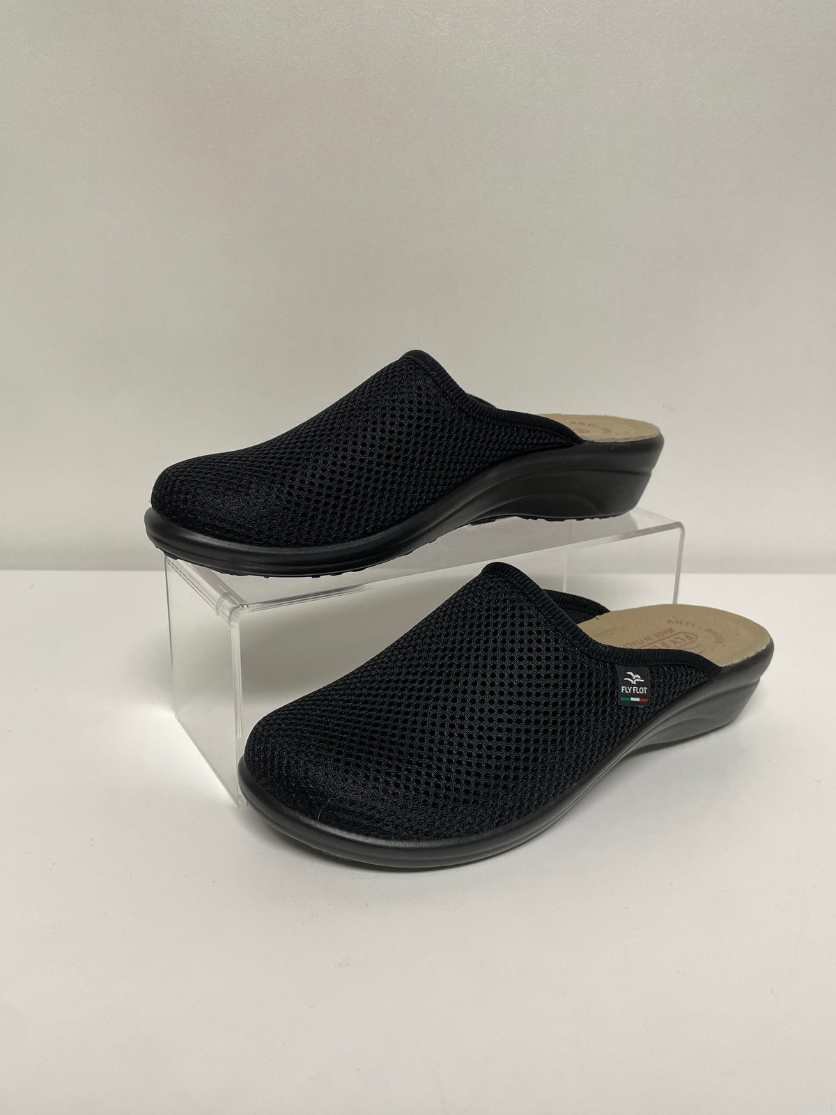 Fly Flot Shoes Black  6.5