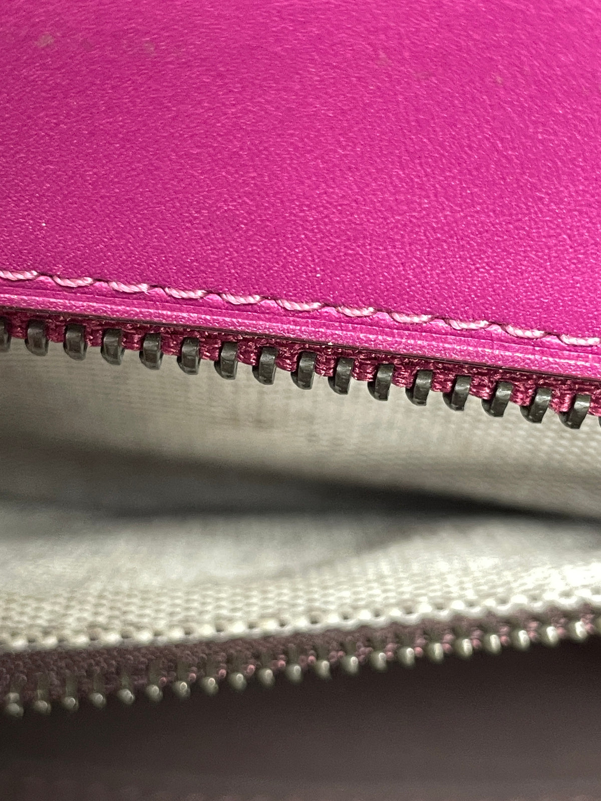 Coach Handbag Hibiscus Multi Fuchsia Courier 1941 Carryall Colorblock 2019 w/dust bag As is: missing long strap and ball chain