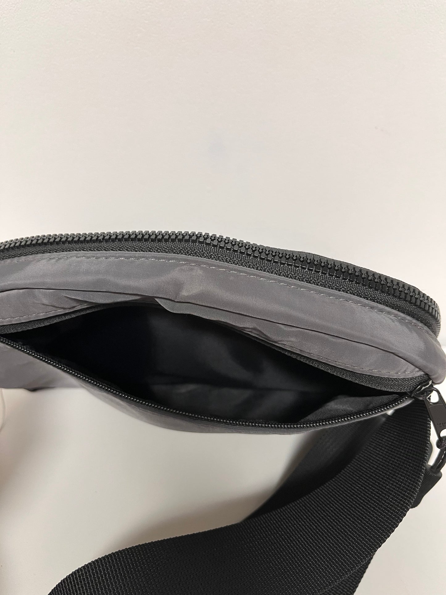 Kendra Scott Belt Bag Gray Belt Bag