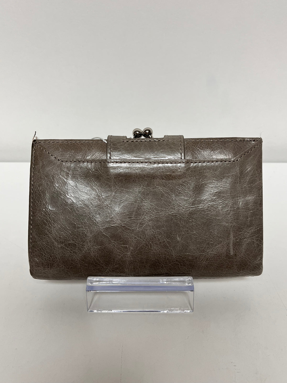 Hobo Wallet Gray Alice Distressed Kiss Lock