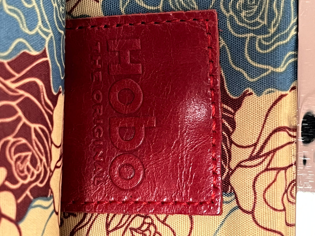 Hobo Wallet Gray Alice Distressed Kiss Lock