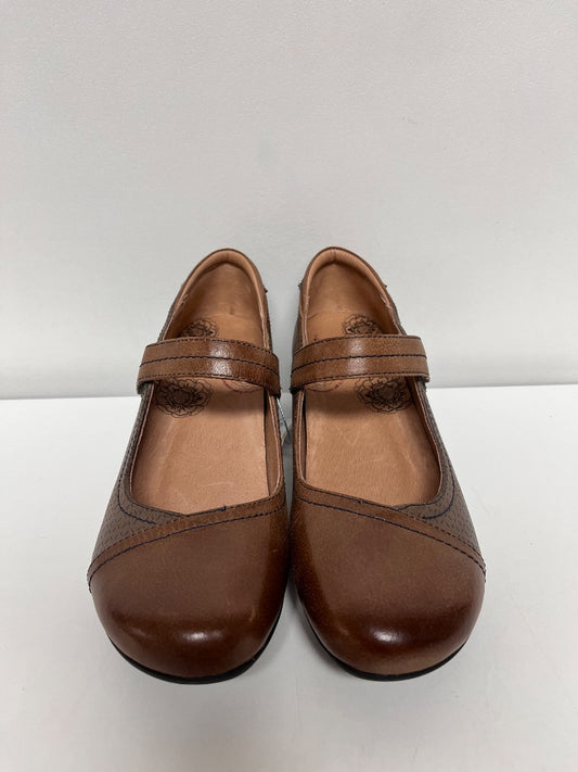 Taos Shoes Saddle Tan Mambo 9