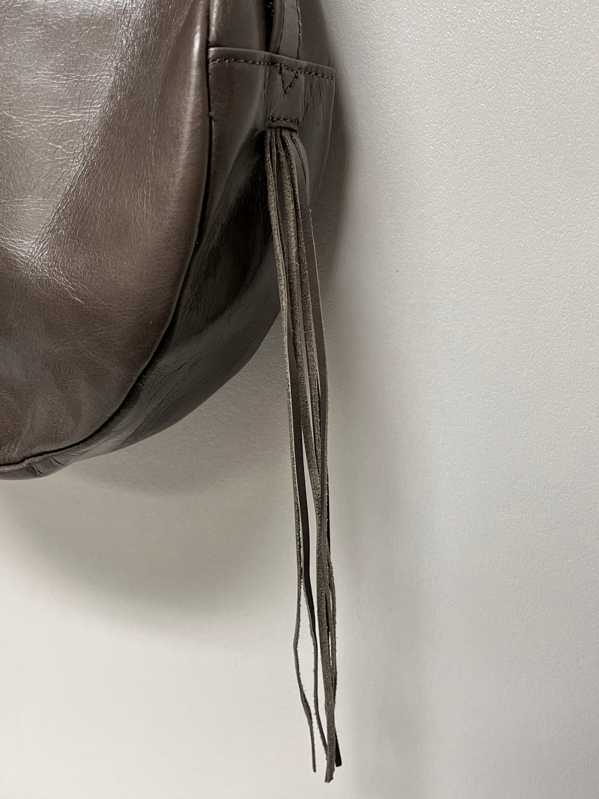HOBO Crossbody Gray Cement Round Union