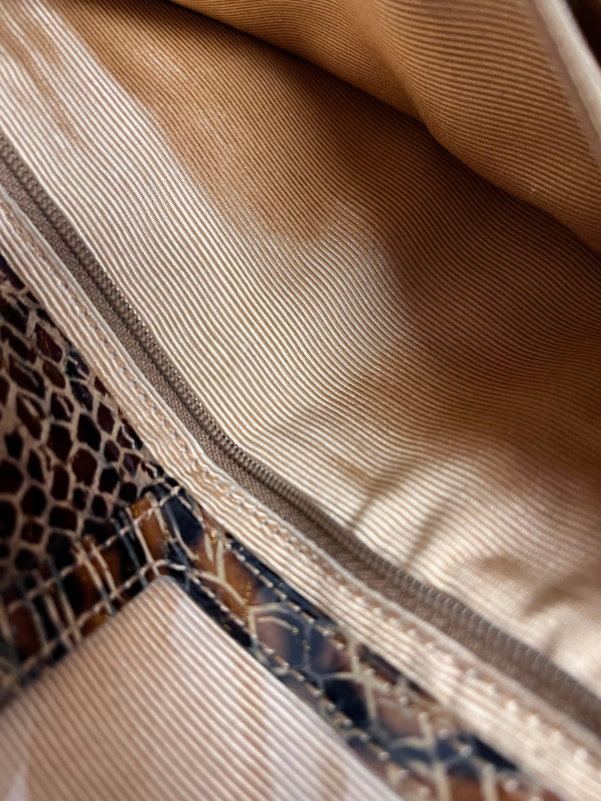 HOBO Wallet Brown Lauren Snakeskin (as is corners)