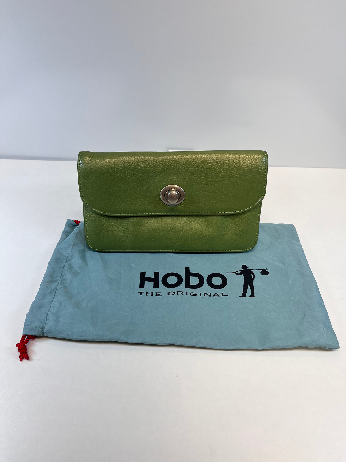 Hobo Wallet Green Vintage Turnlock Y2K