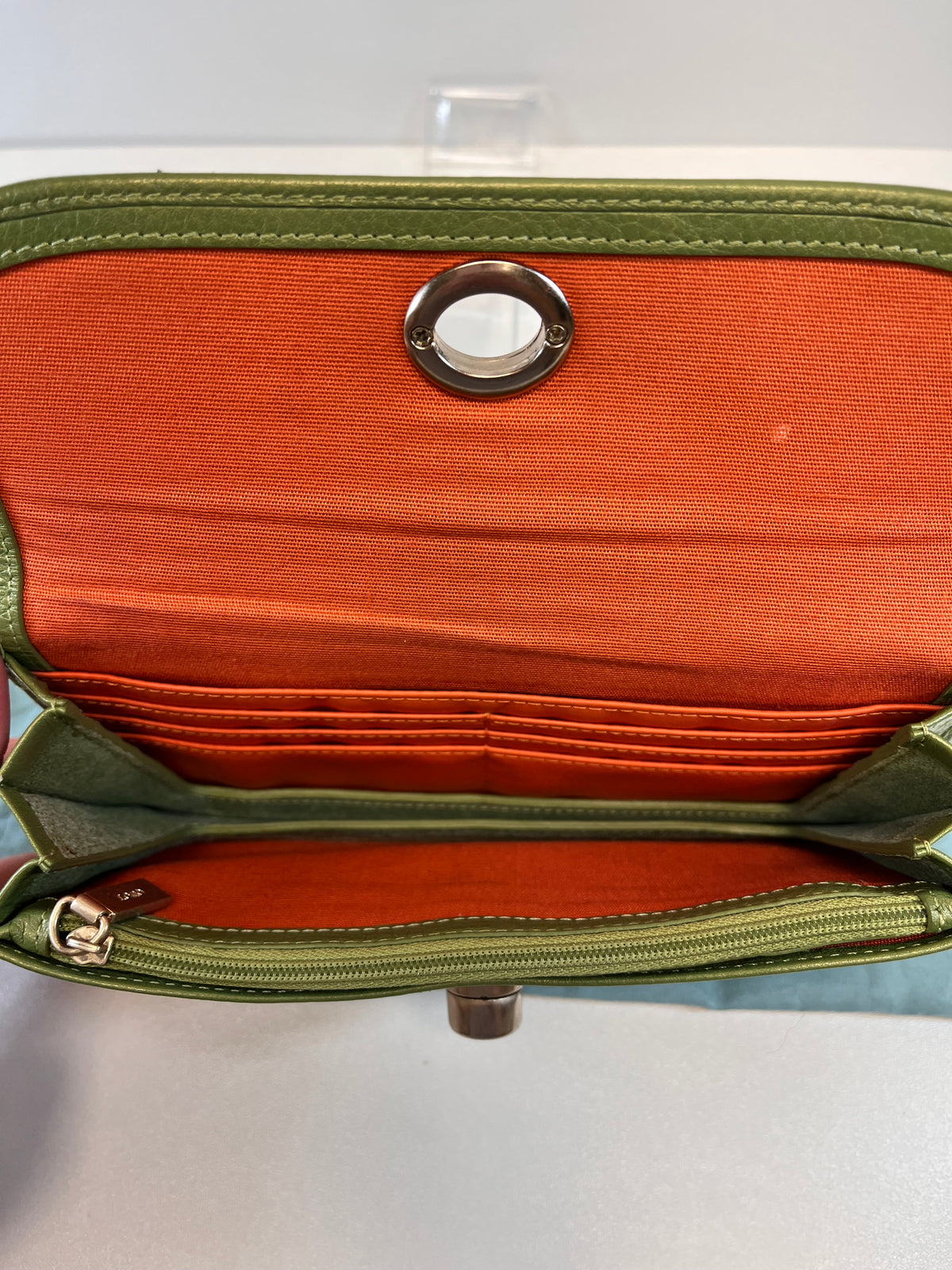 Hobo Wallet Green Vintage Turnlock Y2K