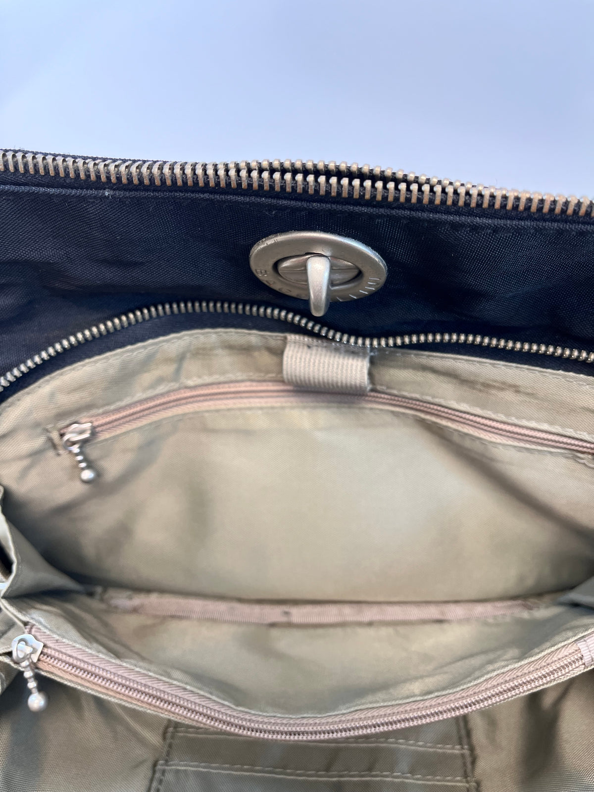 Baggallini Crossbody Black Calais (as is: stain inside)