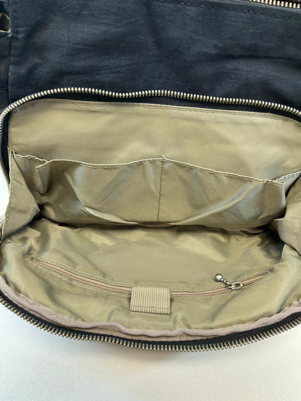 Baggallini Crossbody Black Calais (as is: stain inside)