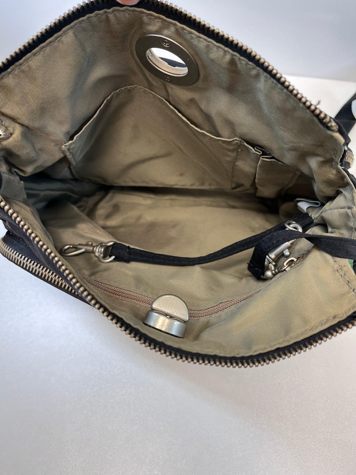 Baggallini Crossbody Black Calais (as is: stain inside)
