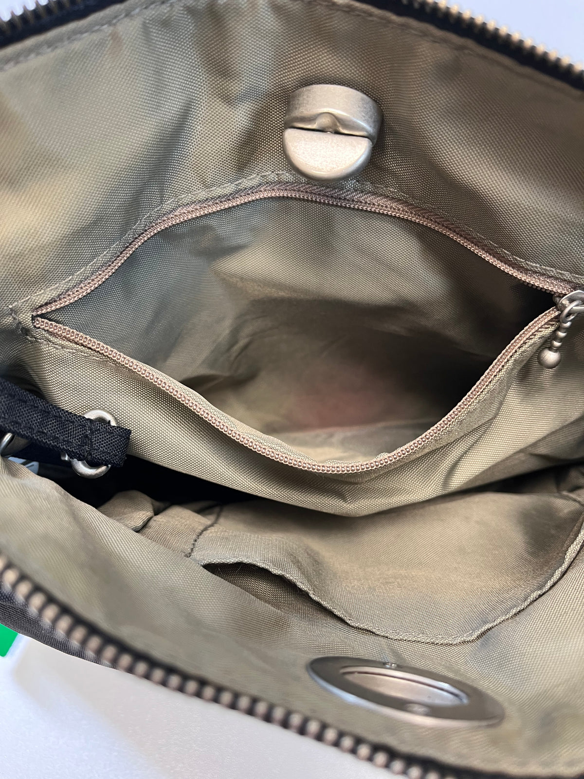 Baggallini Crossbody Black Calais (as is: stain inside)