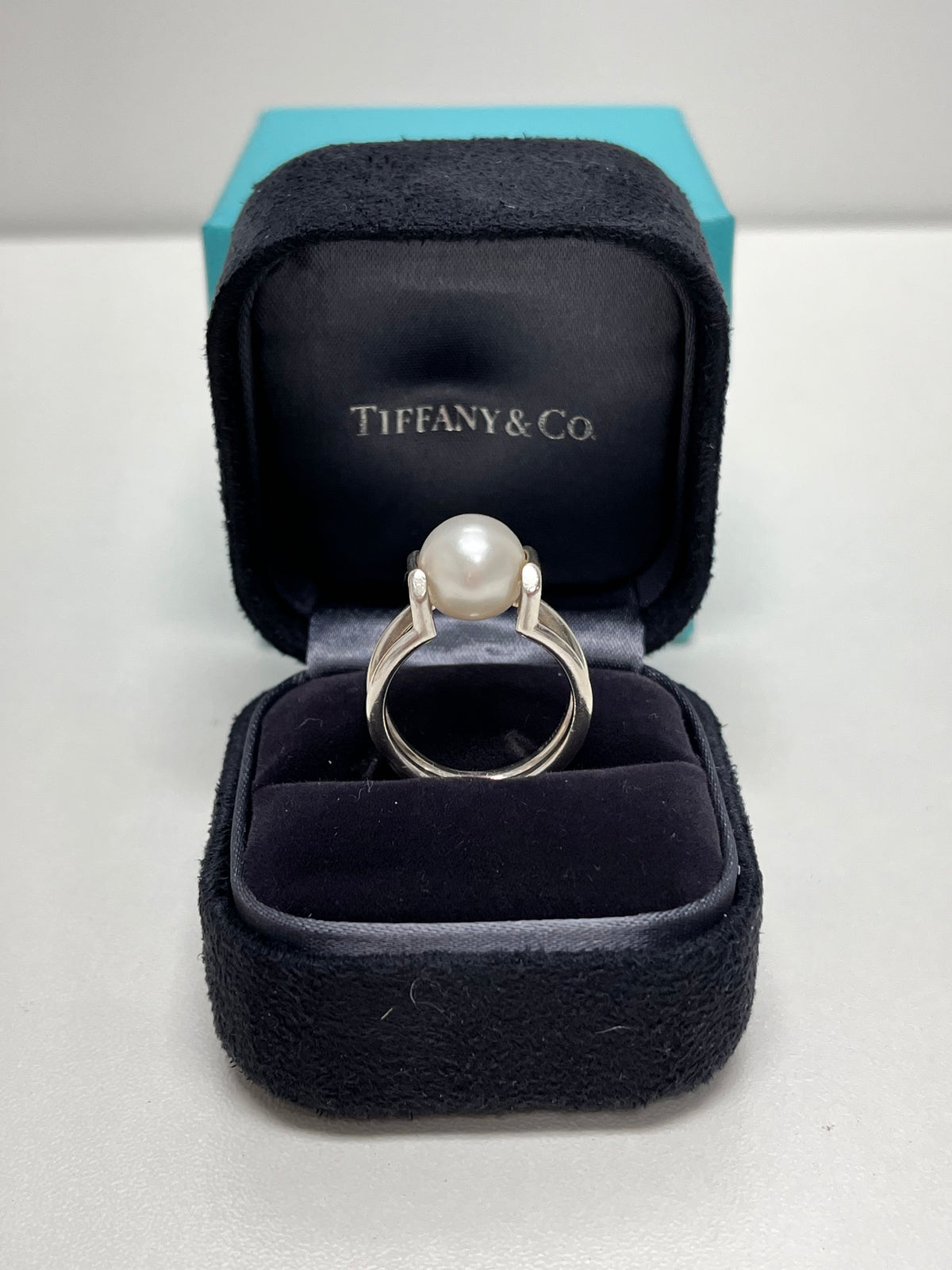 Tiffany & co Ring Sterling Silver HardWear Freshwater Pearl Ring w/ Box 6.5