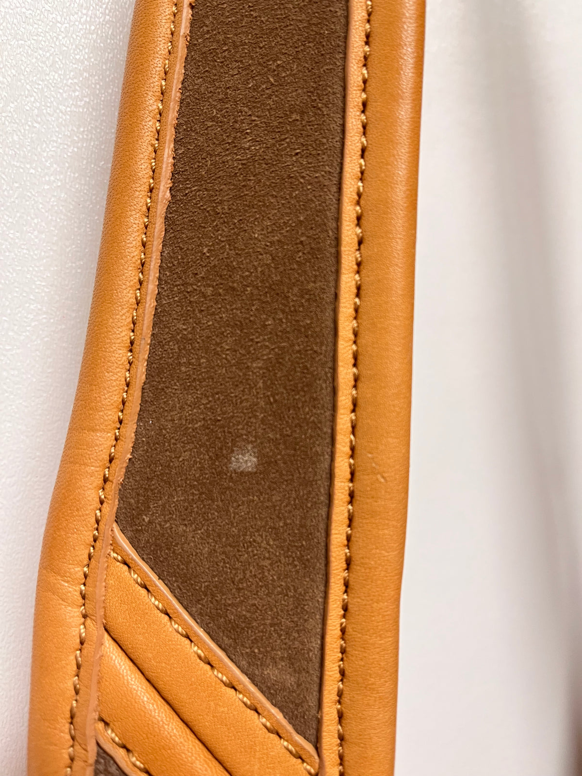 UGG Handbag Brown Suede Hobo Bag Vintage