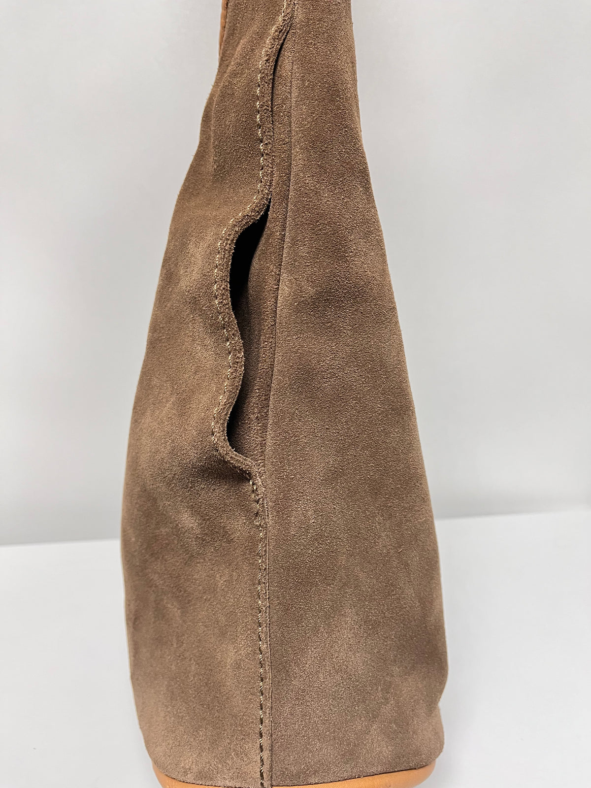 UGG Handbag Brown Suede Hobo Bag Vintage