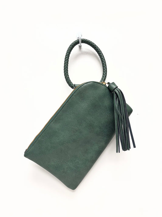 Versona Wristlet Green
