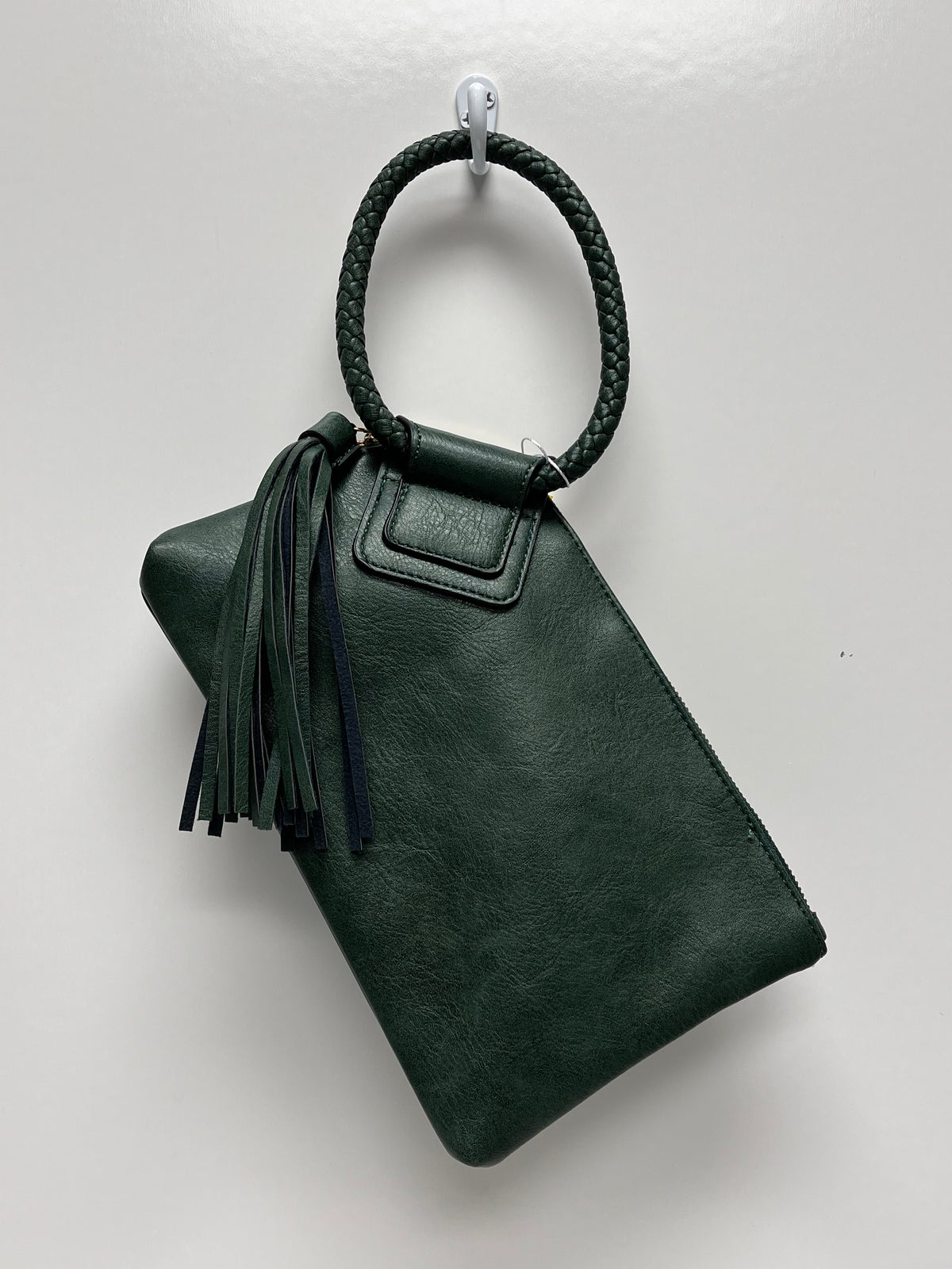 Versona Wristlet Green