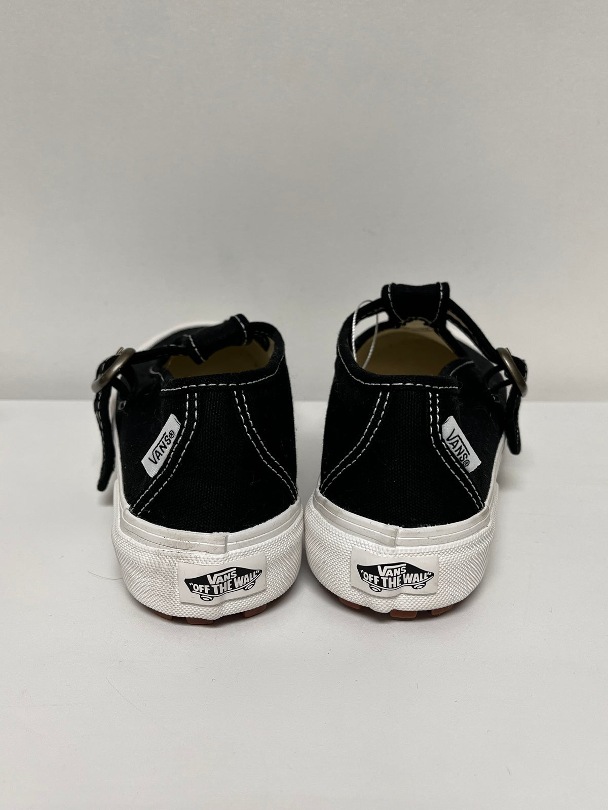 Vans Shoes Black & White NEW 8