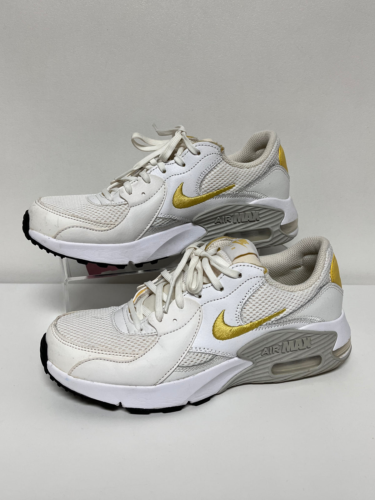 Nike Shoes White & Yellow Airmax Excee 7.5