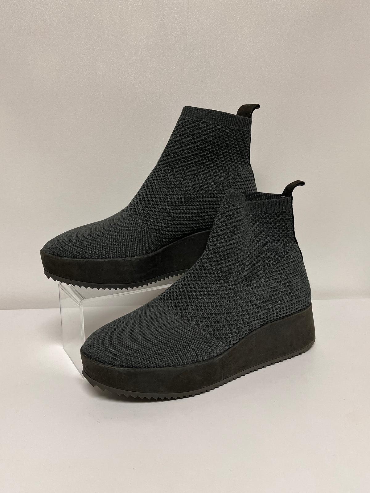 Eileen Fisher Boots Gray Mars Stretch Knit 7.5