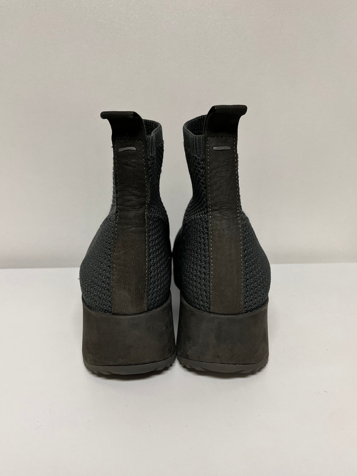 Eileen Fisher Boots Gray Mars Stretch Knit 7.5