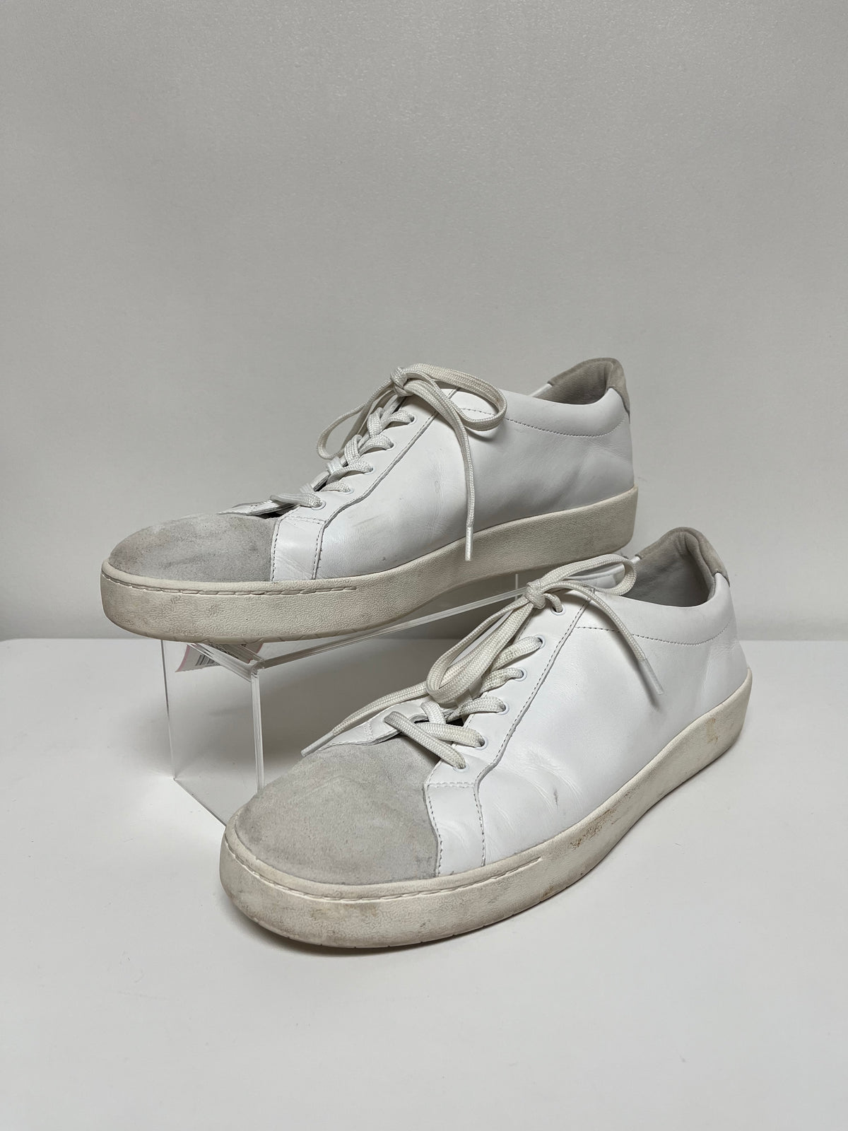 Vince. Shoes White Janna 9.5