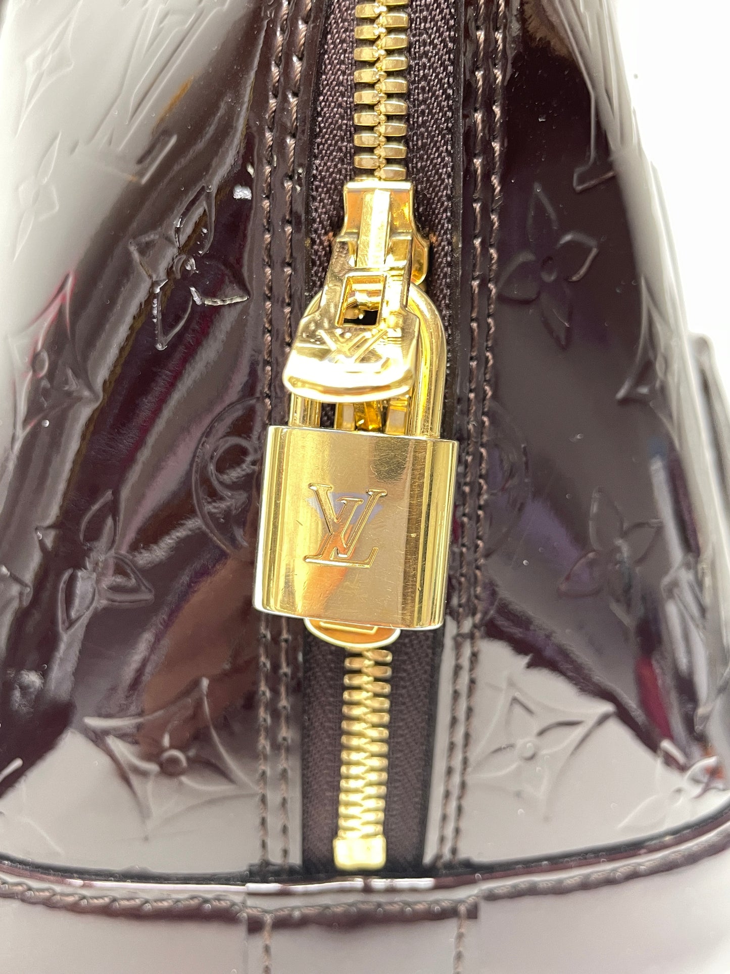 Louis Vuitton Handbag Amarante Maroon Monogram Vernis Alma MM w/ Sarah Wallet 2014