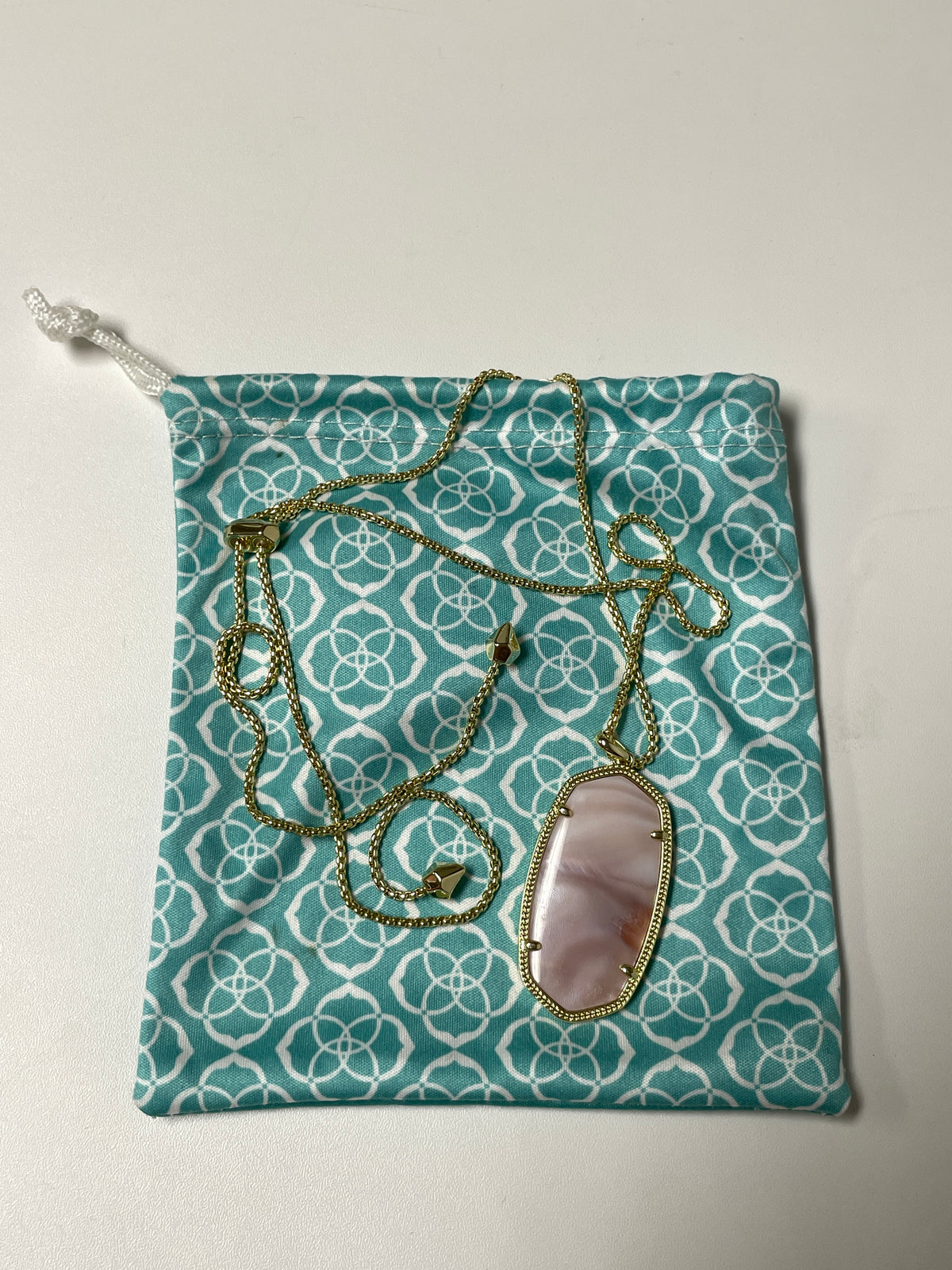 Kendra Scott Necklace Gold & Pink Reid w/ Bag