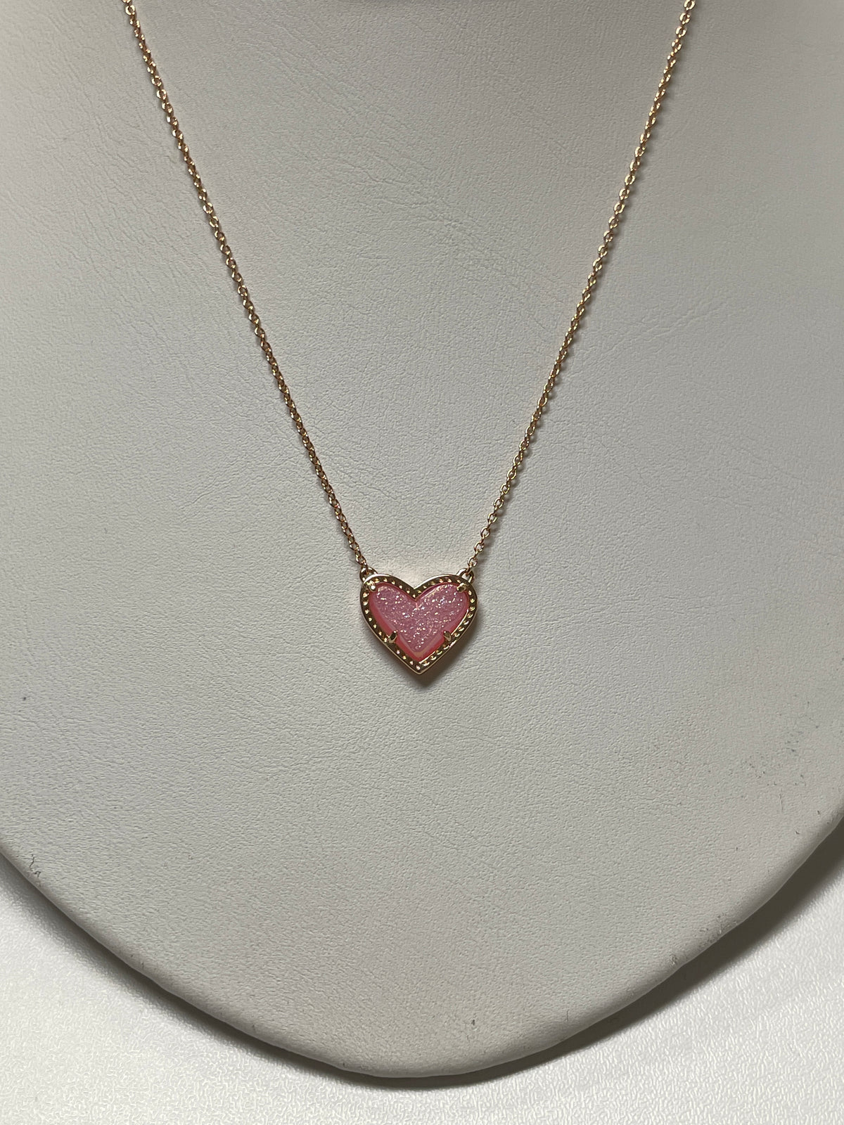 Kendra Scott Necklace Rose Gold Ari Heart Pendant