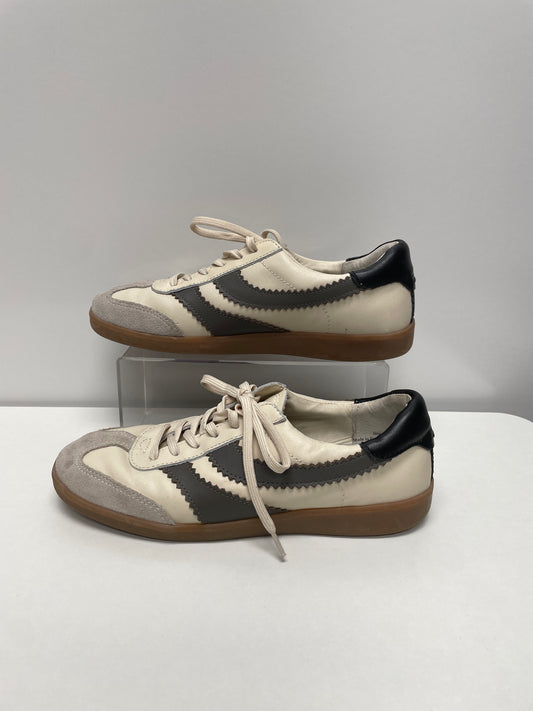 Dolce Vita Shoes Beige & Brown  9